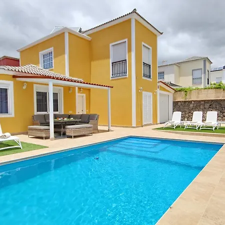 Amazing 5-bedroom In 别墅 *