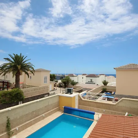 Amazing 5-bedroom In Villa