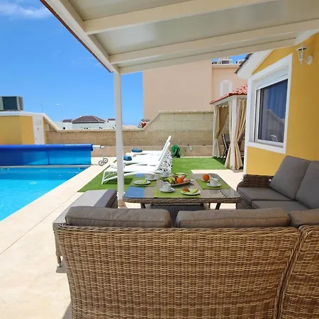 Villa Amazing 5-bedroom In Costa Adeje (Tenerife)