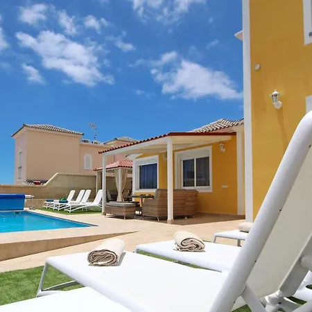 Amazing 5-bedroom In Costa Adeje (Tenerife)