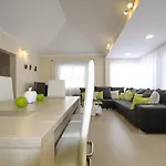 Villa Amazing 5-bedroom In