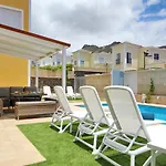 Amazing 5-bedroom In Villa