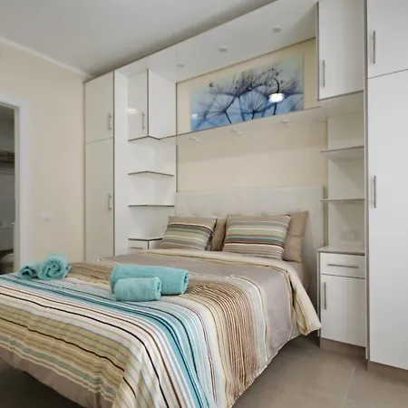 Villa Amazing 5-bedroom In Costa Adeje (Tenerife)