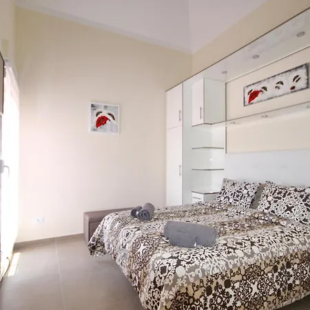 Amazing 5-bedroom In