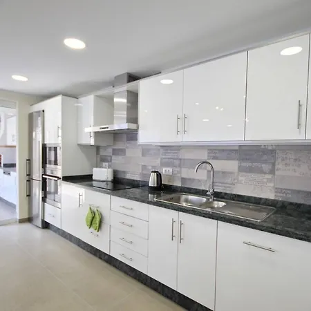 Amazing 5-bedroom In * Costa Adeje (Tenerife)
