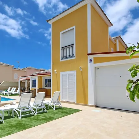 Amazing 5-bedroom In Costa Adeje (Tenerife)