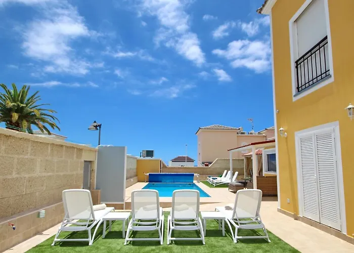 Amazing 5-bedroom In Costa Adeje (Tenerife)