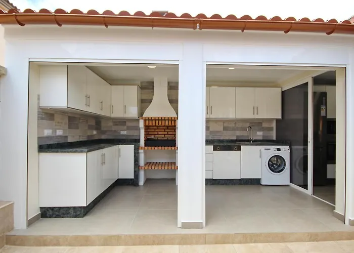 Amazing 5-bedroom In