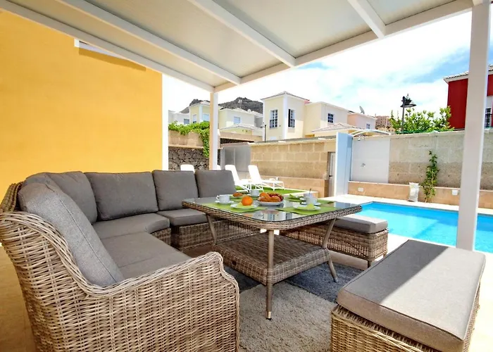 Amazing 5-bedroom In *