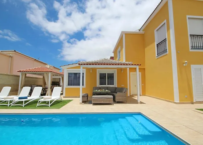 Villa Amazing 5-bedroom In Costa Adeje (Tenerife)