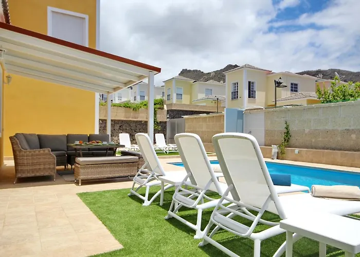 Amazing 5-bedroom In Villa